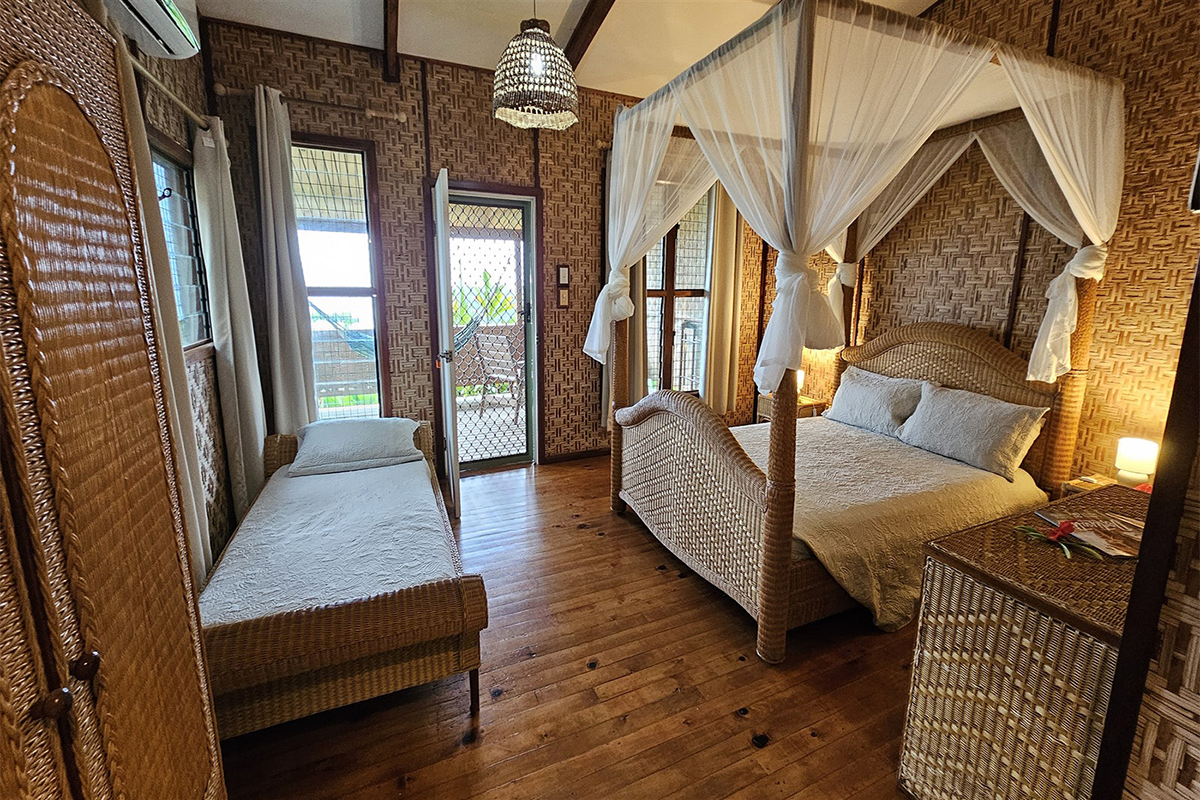 Tufi Resort