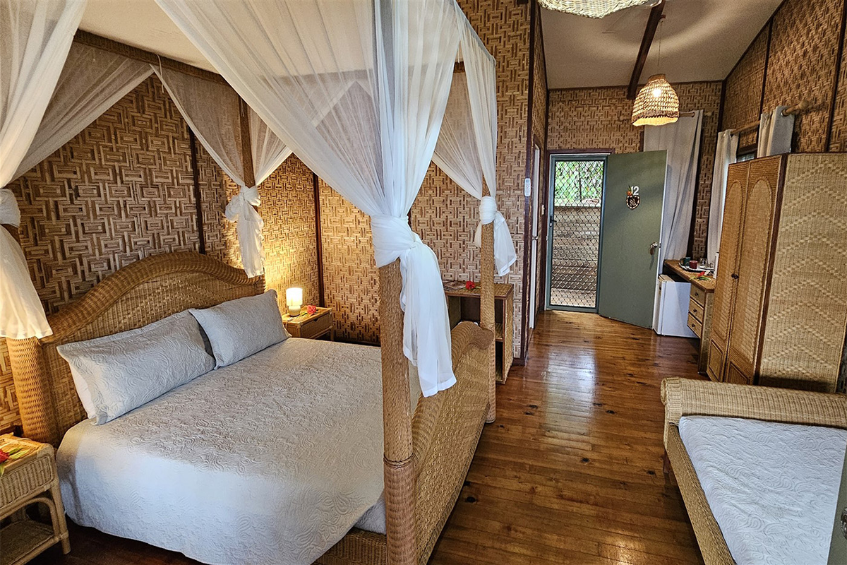 Tufi Resort